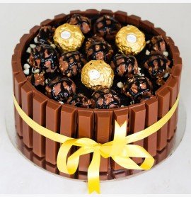 Ferrero Rochers Kitkat Cake